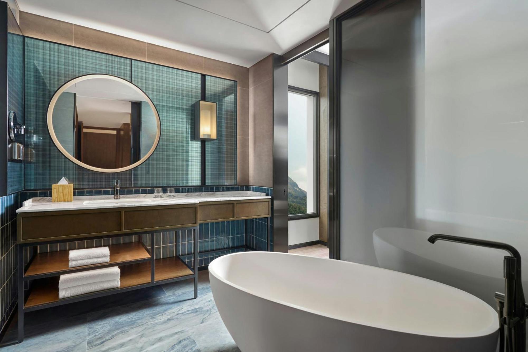 Four Points By Sheraton Ha Giang Exterior photo