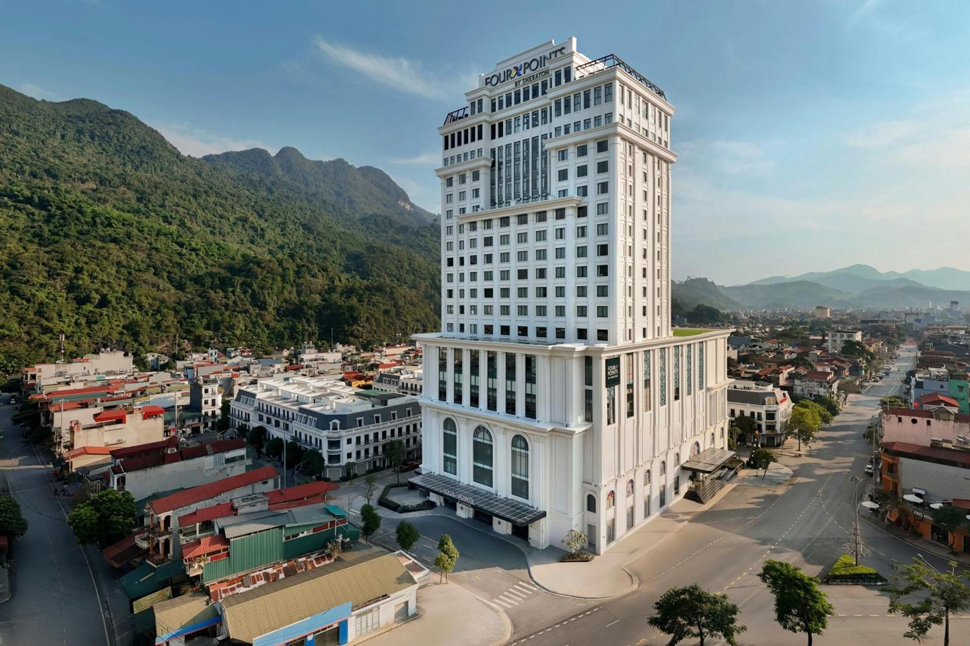 Four Points By Sheraton Ha Giang Exterior photo
