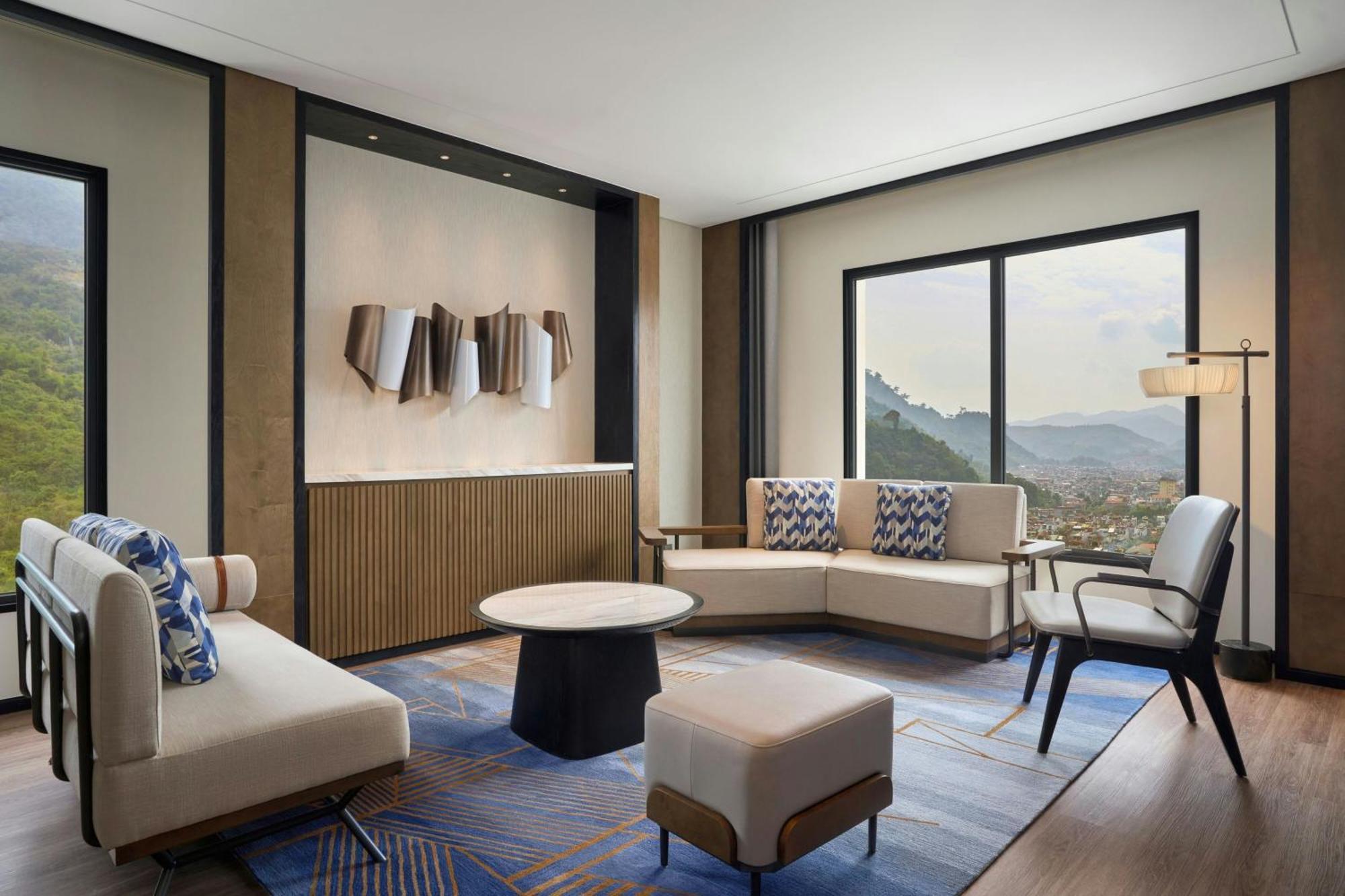 Four Points By Sheraton Ha Giang Exterior photo